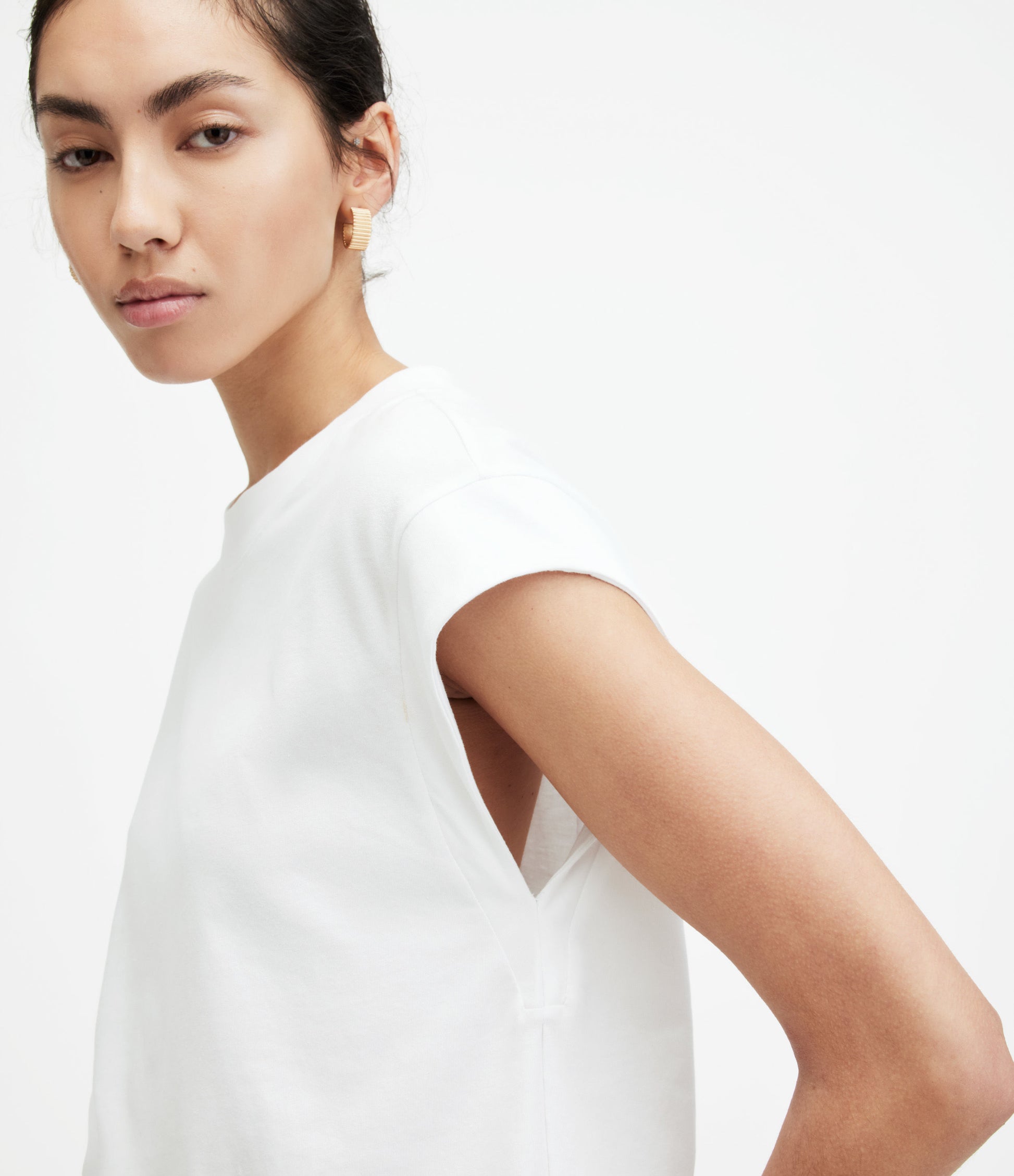 Esme Tee