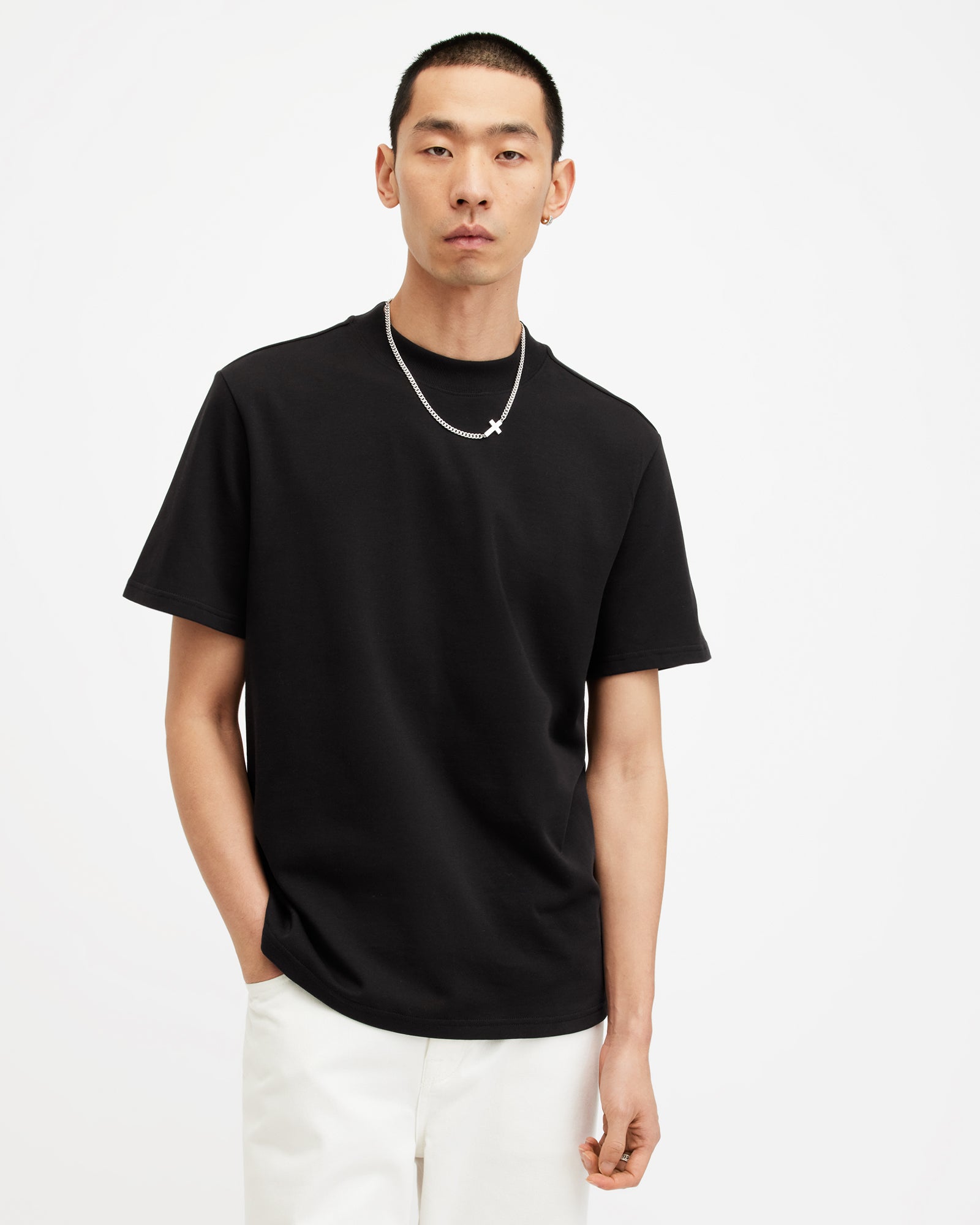 Nero SS Crew