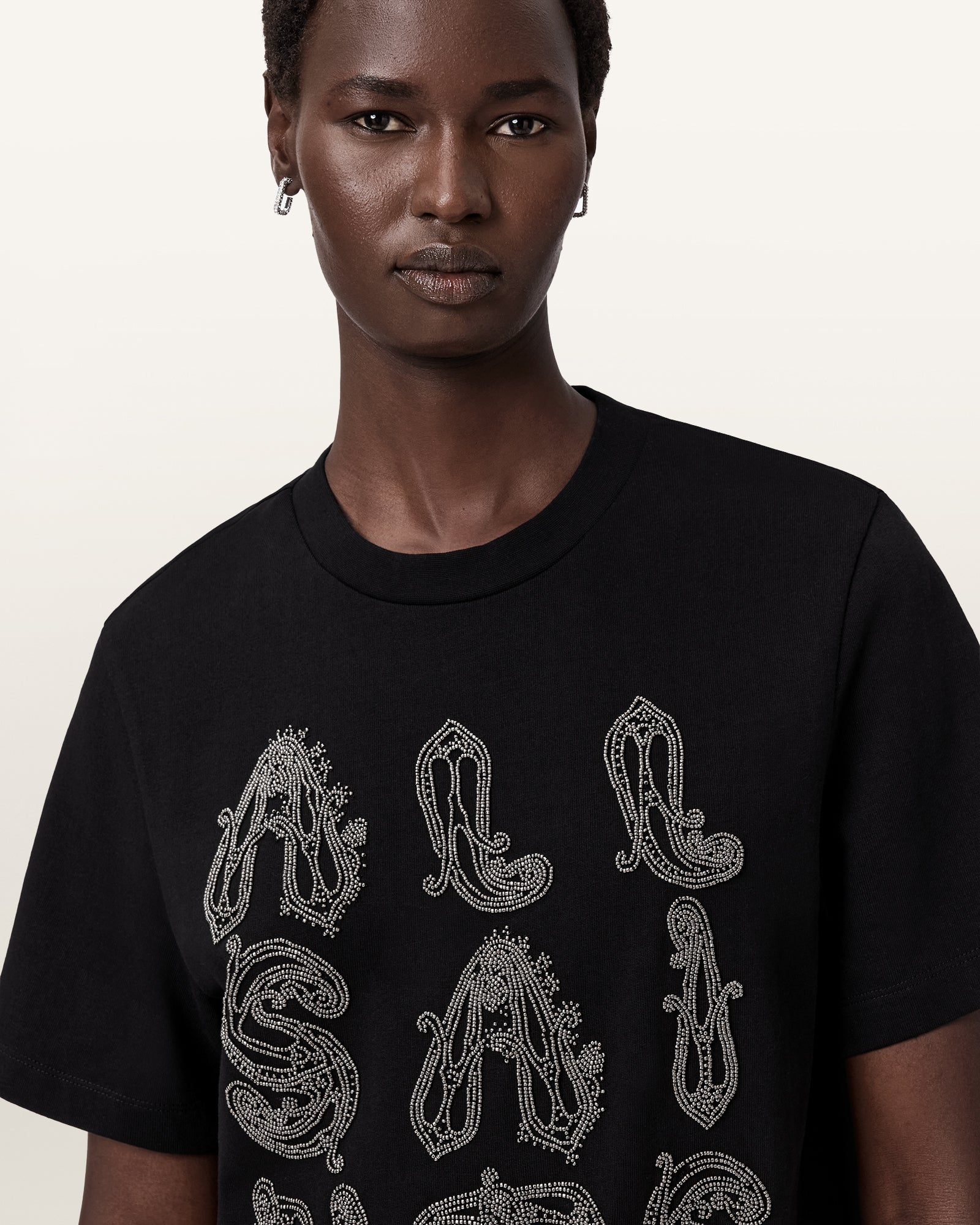 Ella Lisa Tee