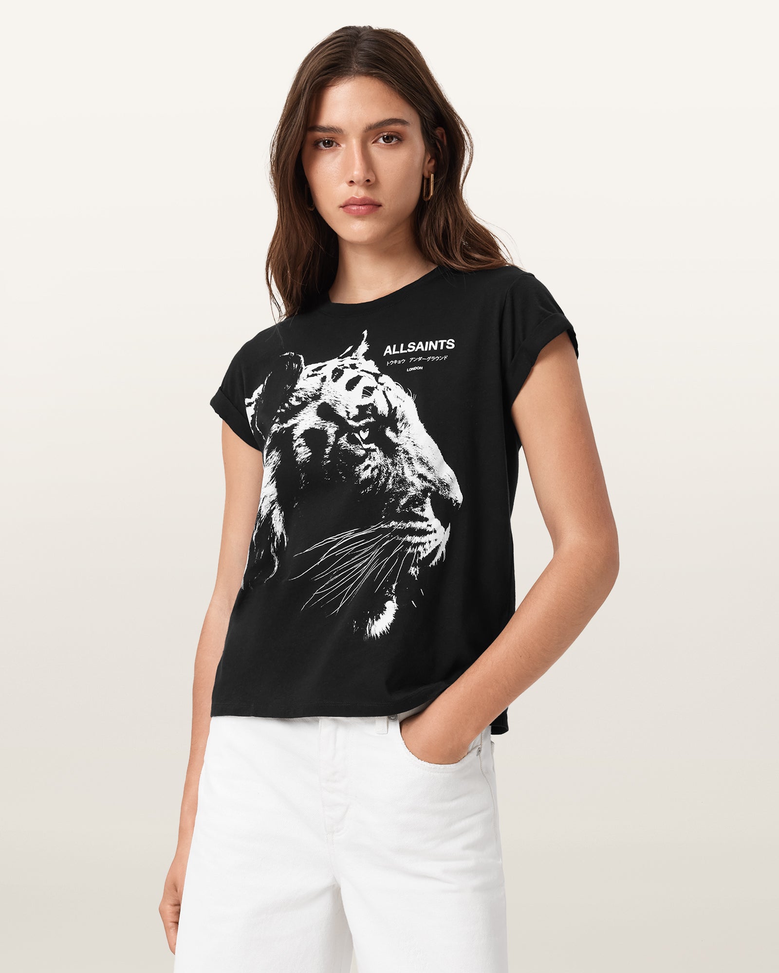 Ivana Anna Tee