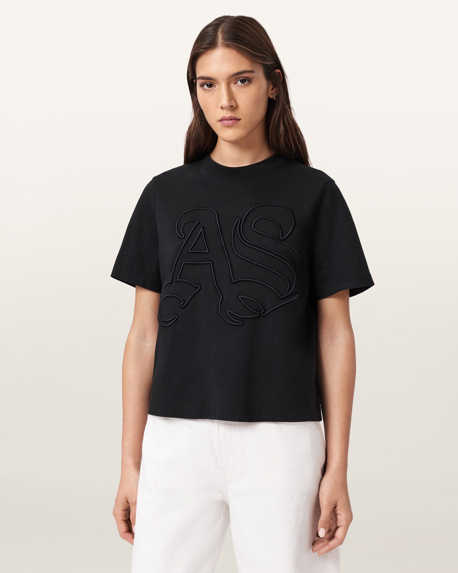 Lisa Embos Tee
